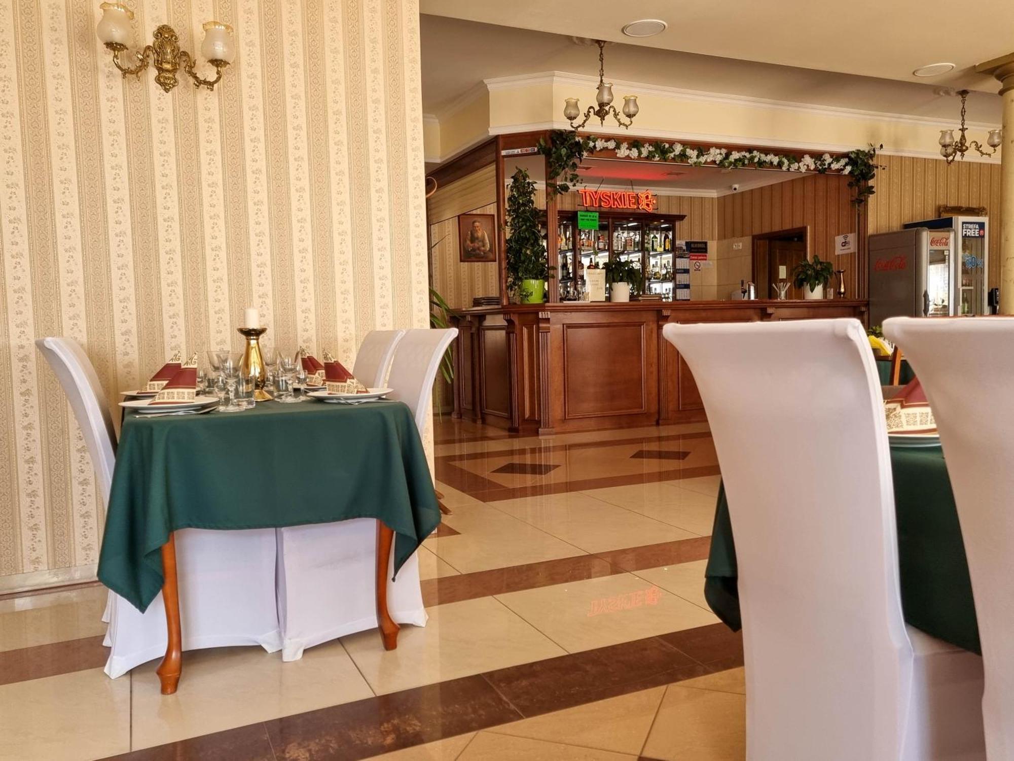 Hotel Hesperus Międzyrzec Podlaski Kültér fotó