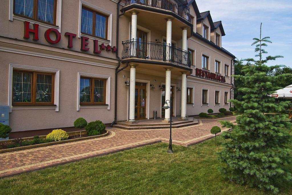 Hotel Hesperus Międzyrzec Podlaski Kültér fotó